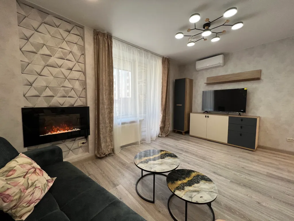 2-комнаты в центре с камином и подземной парковкой