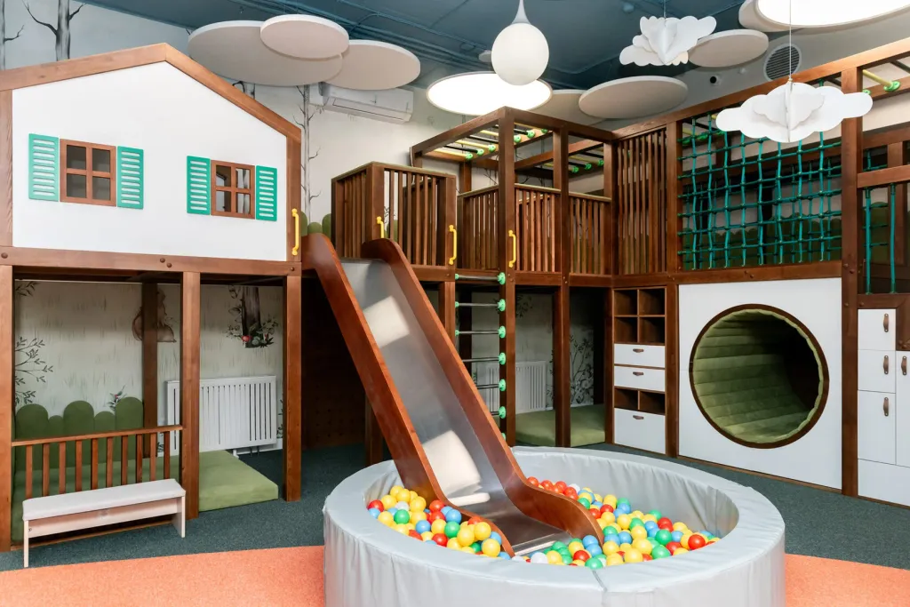 Роскошная квартира у ТРЦ Аура в новом доме