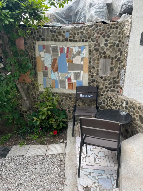 Домик-студия с новым ремонтом и двориком