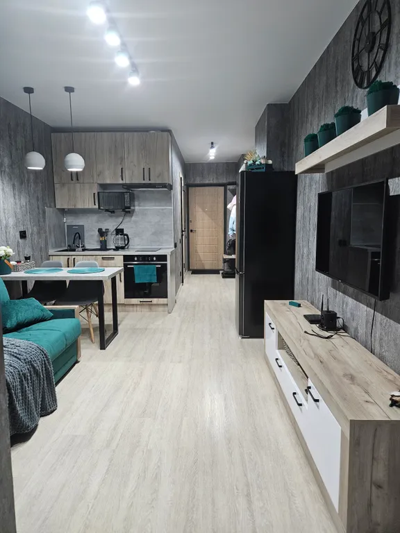 Тихая угловая квартира-студия