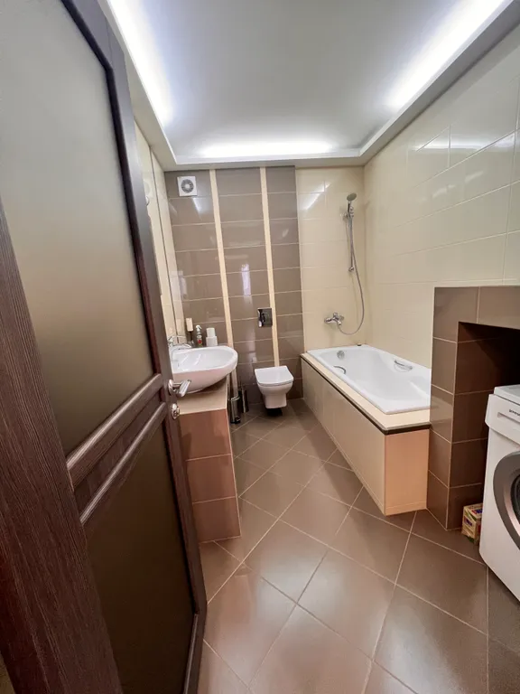 Просторная квартира комфорт-класса с панорамным видом