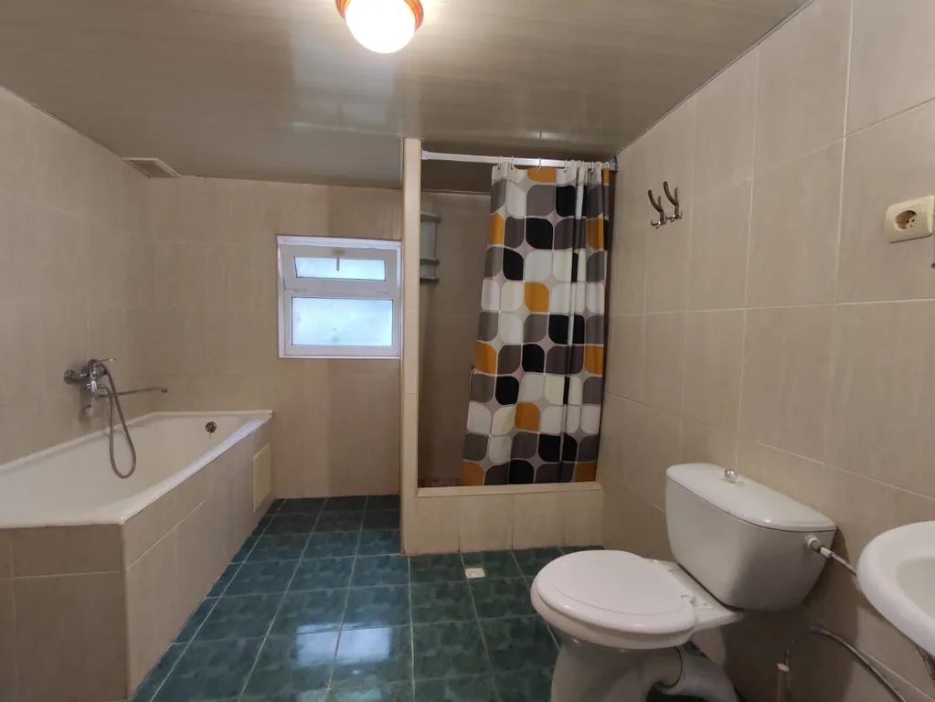 Коттедж Домик под ключ в общем дворе — Анапа