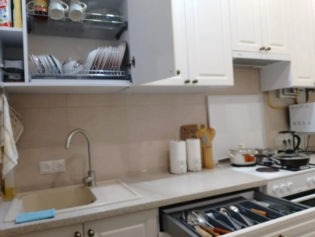 Уютная квартира с современным ремонтом в спальном районе