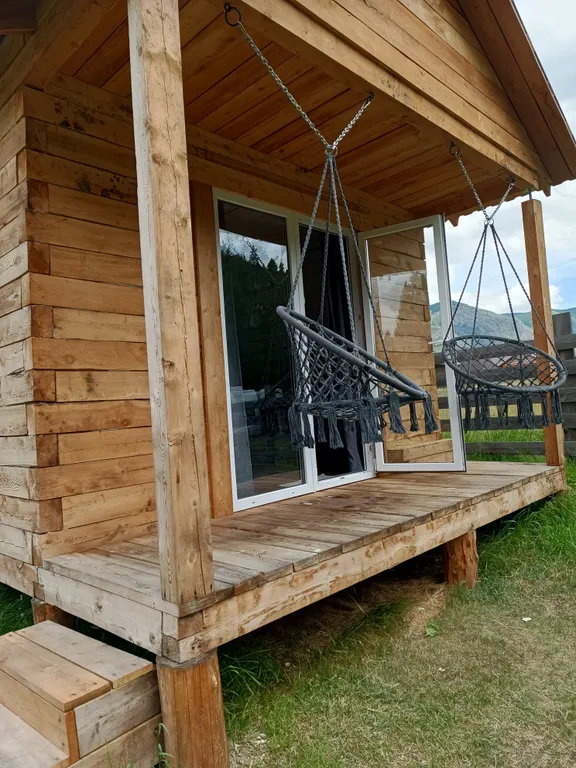 Коттедж Уютный уединенный домик с видом на горы и реку — аренда посуточно в Акташ