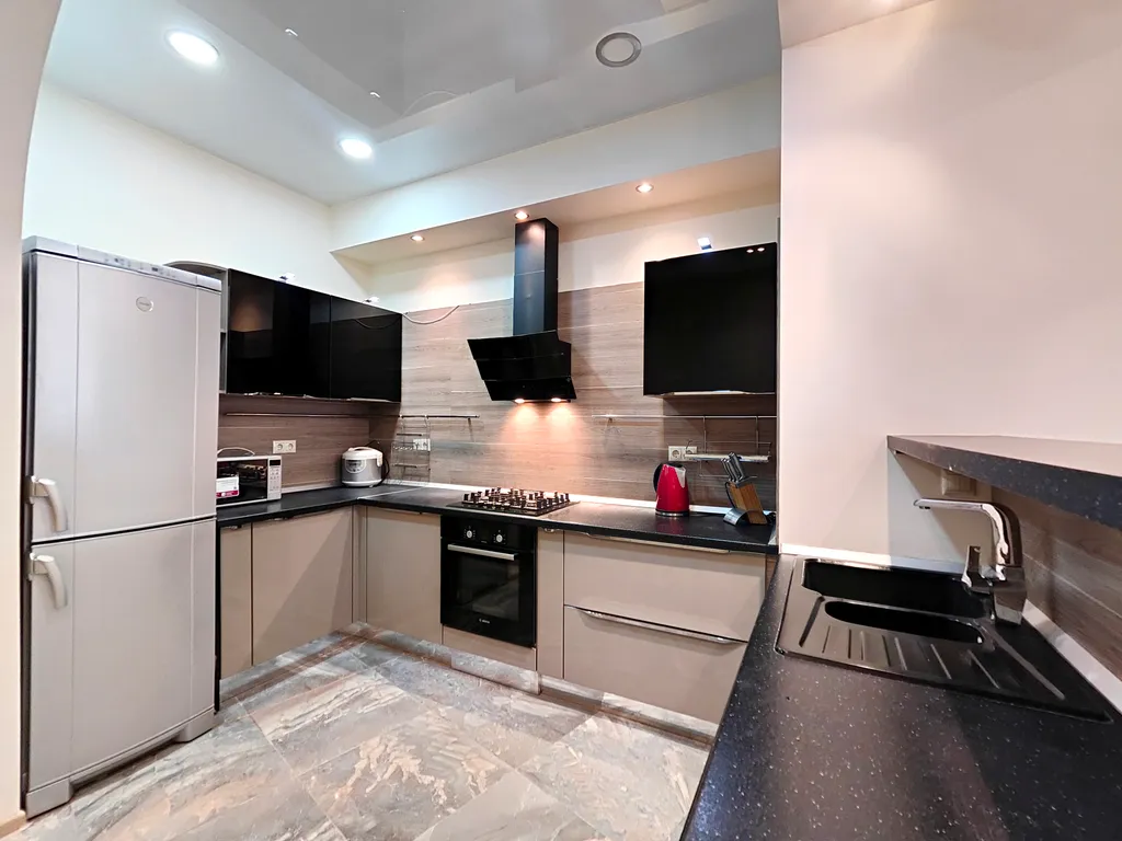 Евротрешка с видом на море на первой линии Элегантный Взгляд