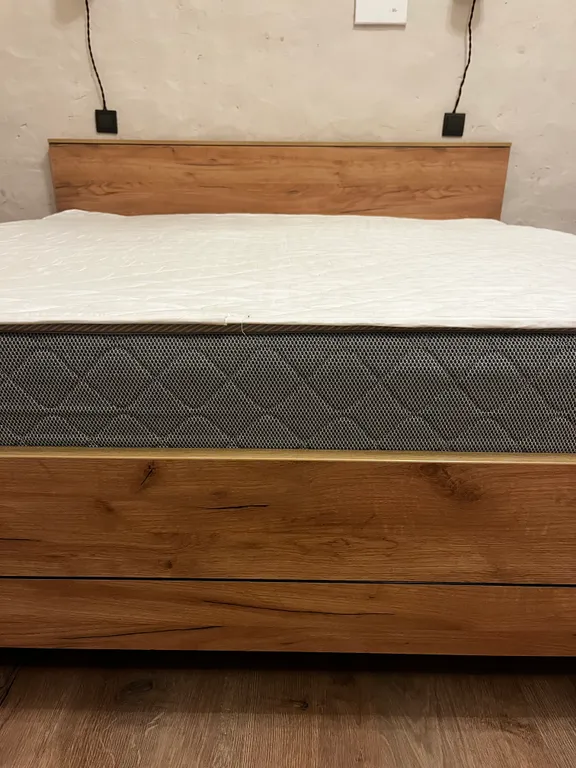 Домик с террасой и своей территорией