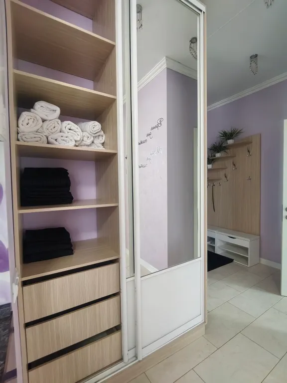 Евротрешка на берегу моря