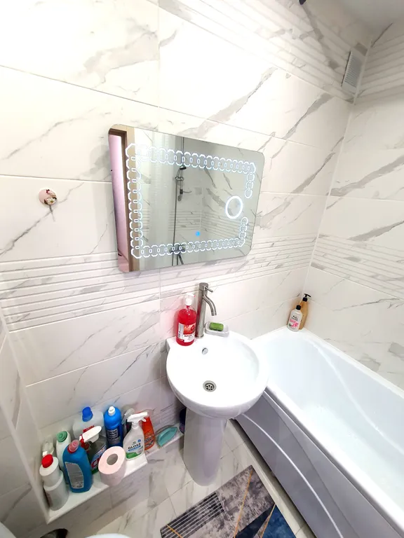 Отличная 2-комнатная квартира в 50 метрах от метро