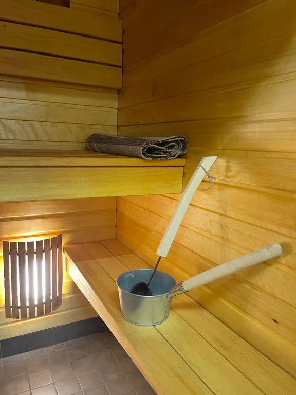 Уютный дом с живописным видом на лес