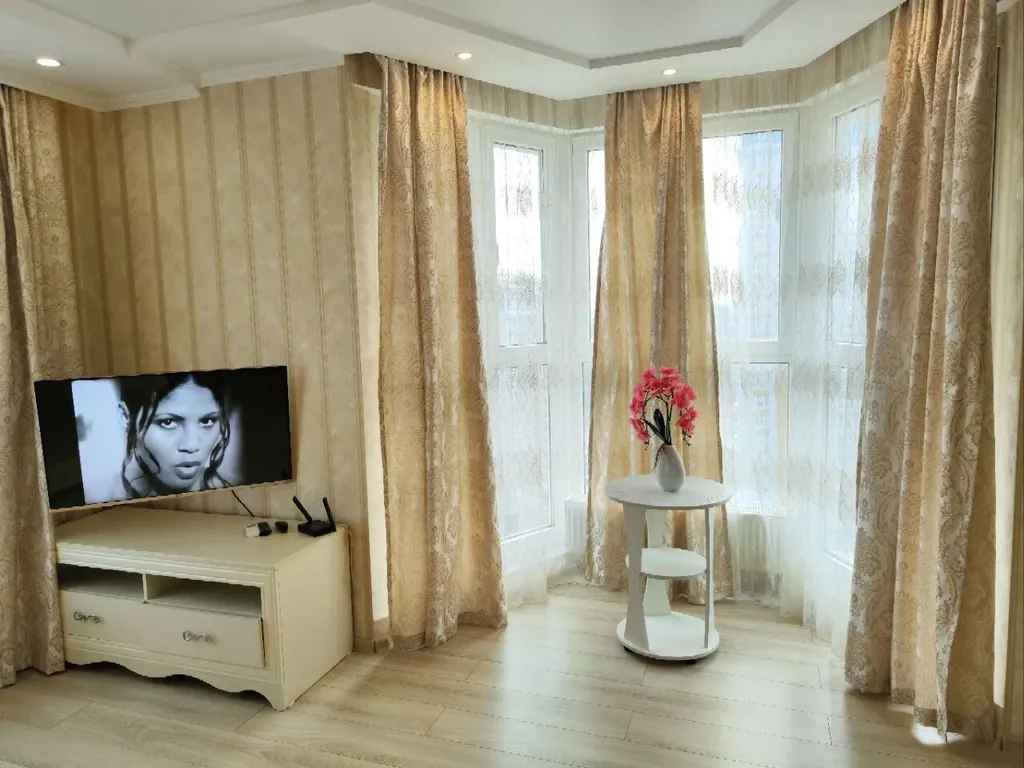 Квартира Дизайнерские евро 2-комнатные апартаменты — Краснодар