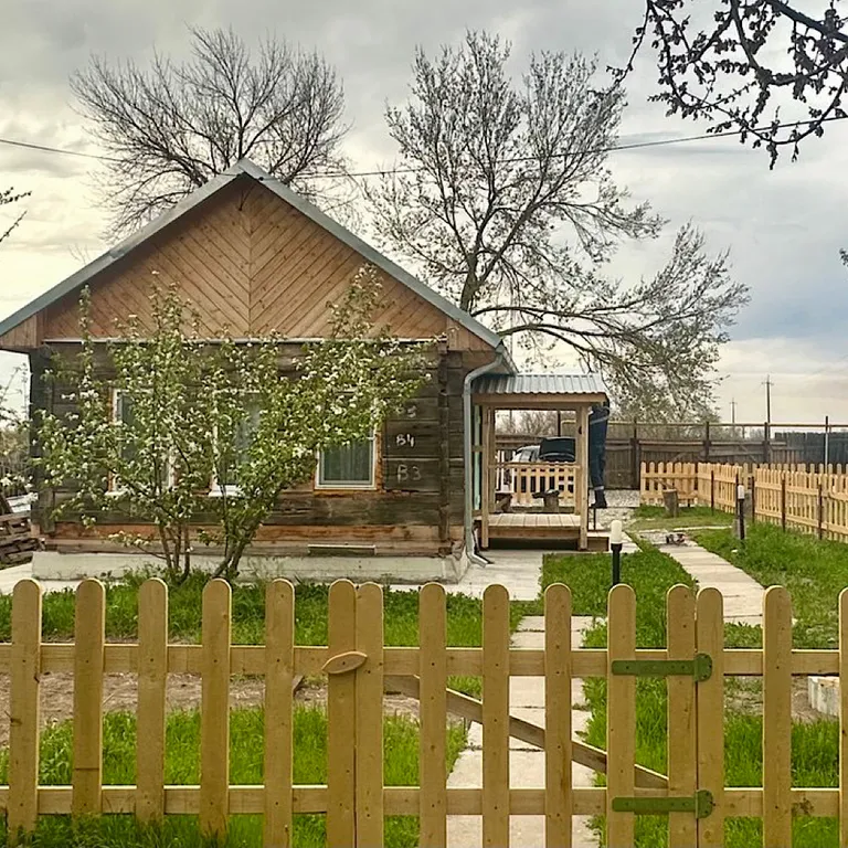 Домик в Лотосах (Изба)