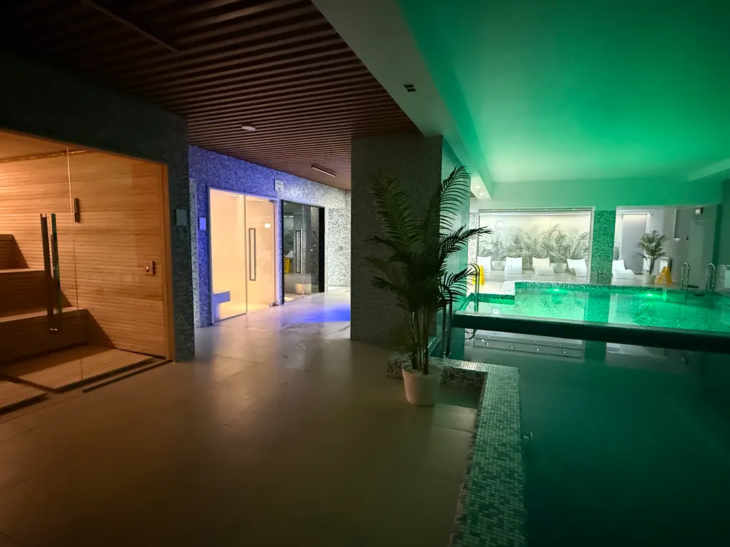 Центр, парковка, лифт, тёплый дом, ТЦ Трио, Лямус