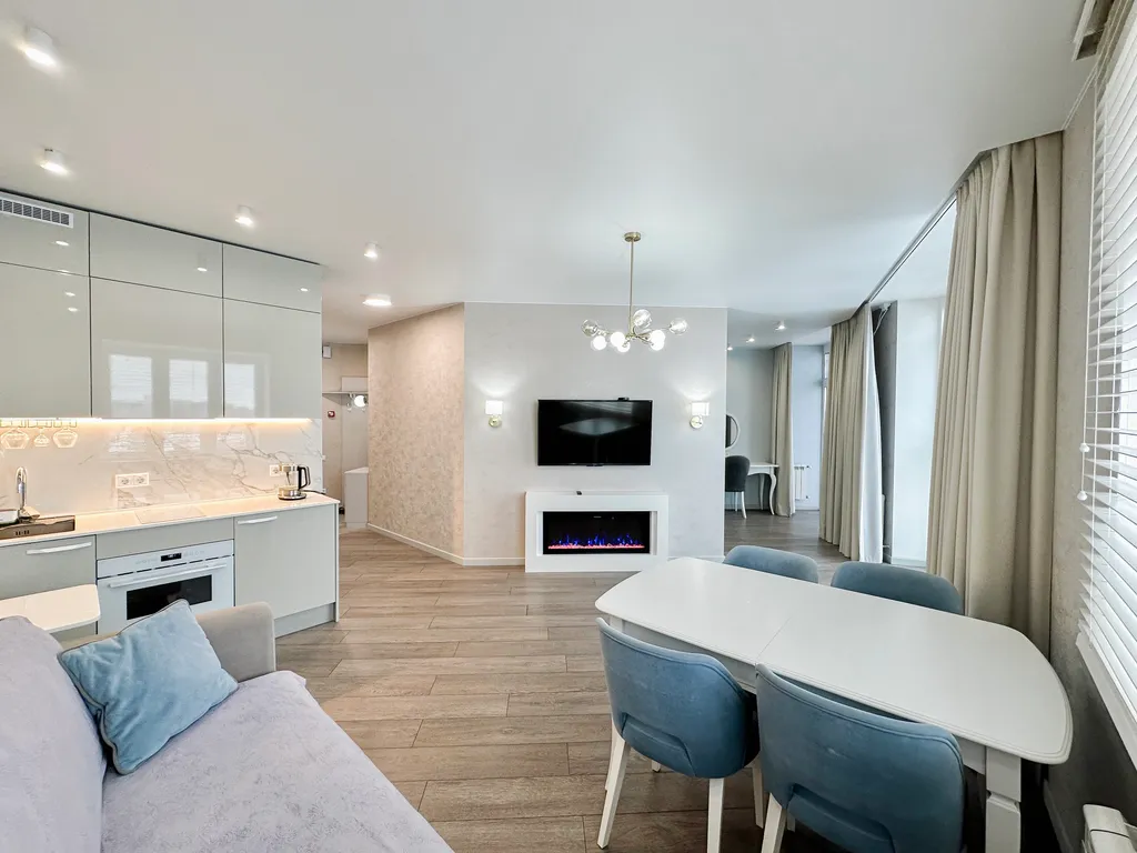 Элитная евродвушка с дизайнерским ремонтом на берегу реки Волга