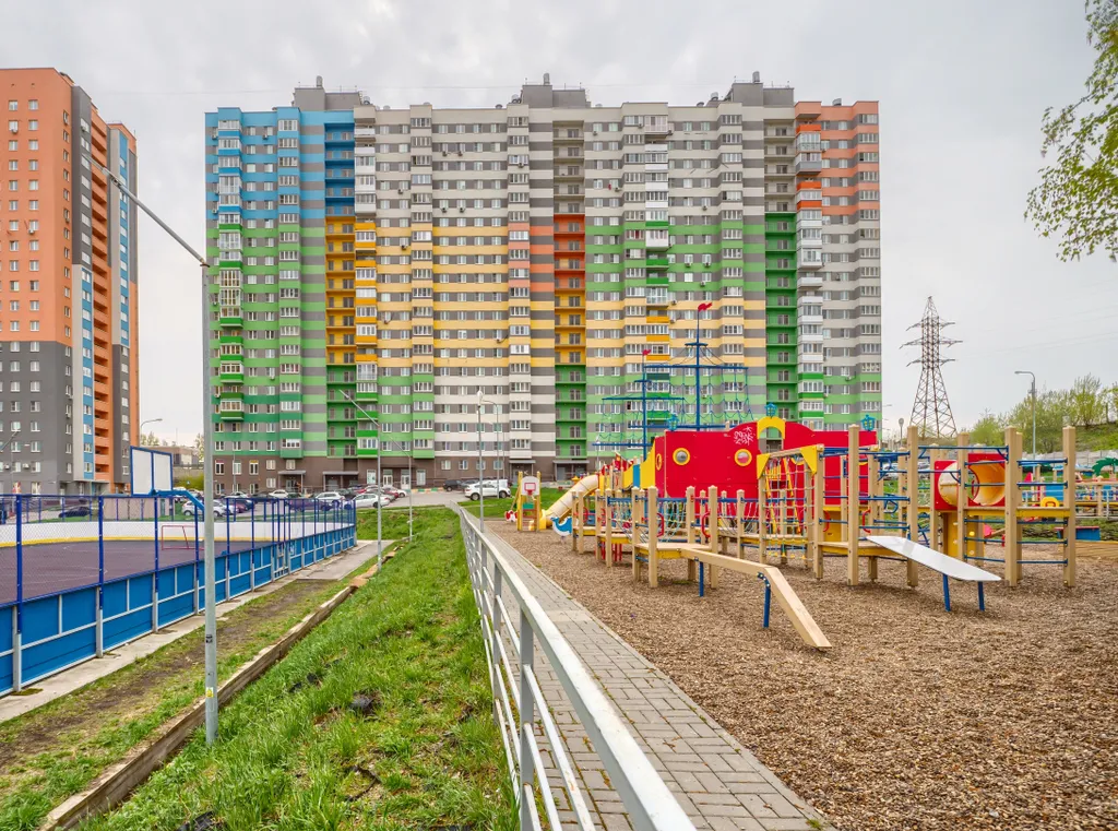 Стильная студия с видом на город в 20 минутах до центра