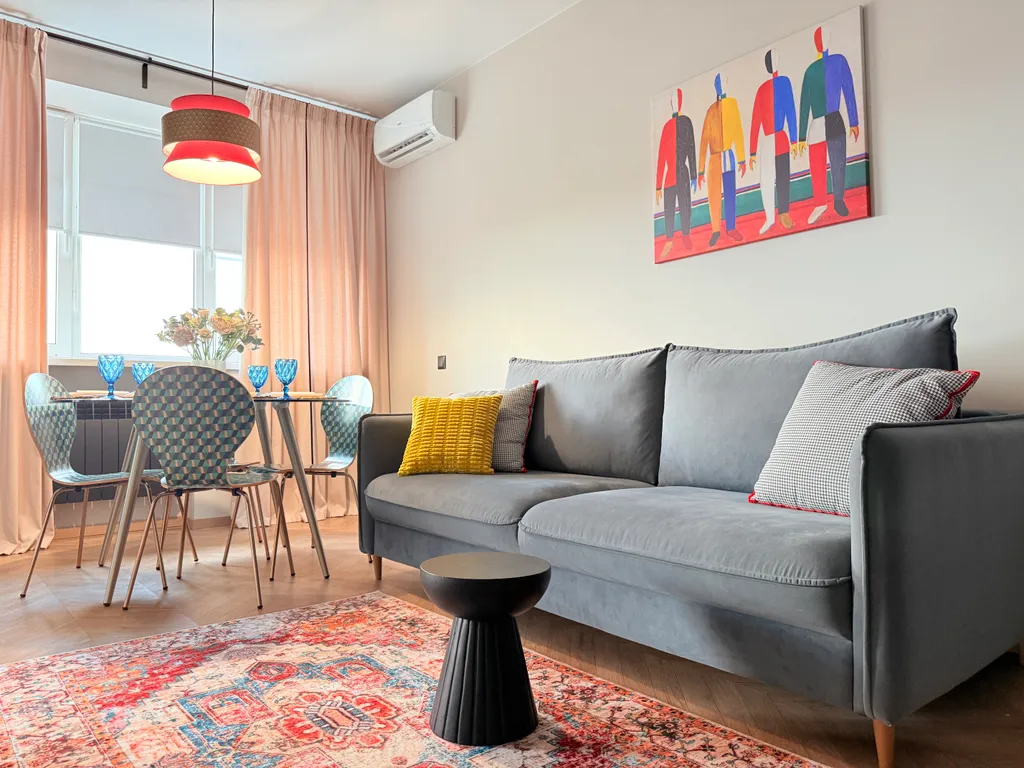 Квартира на набережной Волги в исторической части центрального района