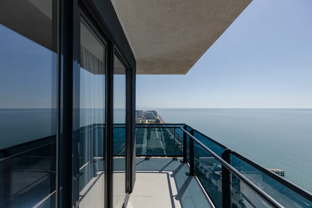 Двухкомнатные апартаменты с видом на море