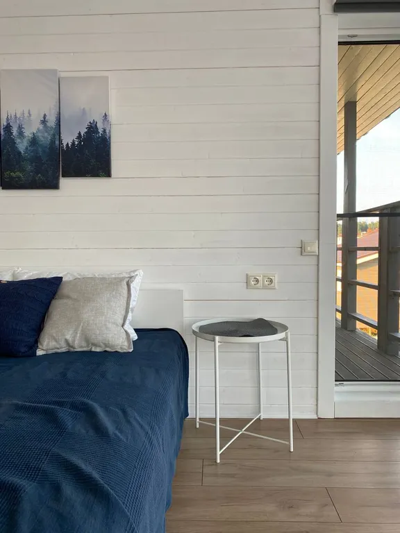 Коттедж Большой семейный дом с панорамными окнами у леса и озера — Семеновское