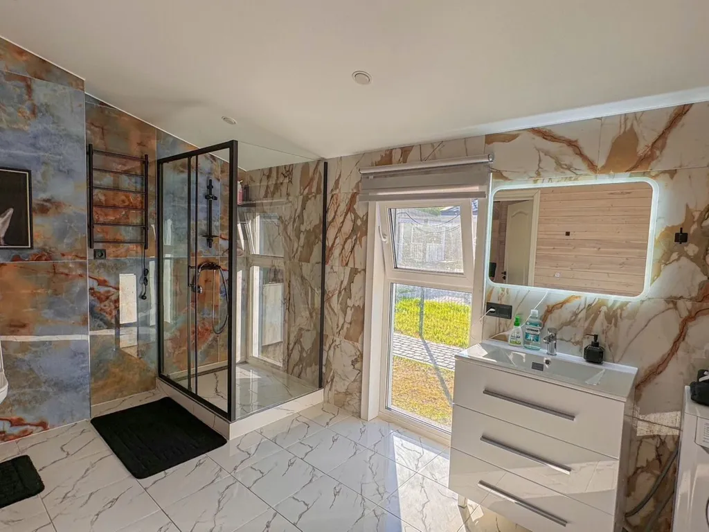 Коттедж Уютный домик в посёлке Запорожском — Запорожское