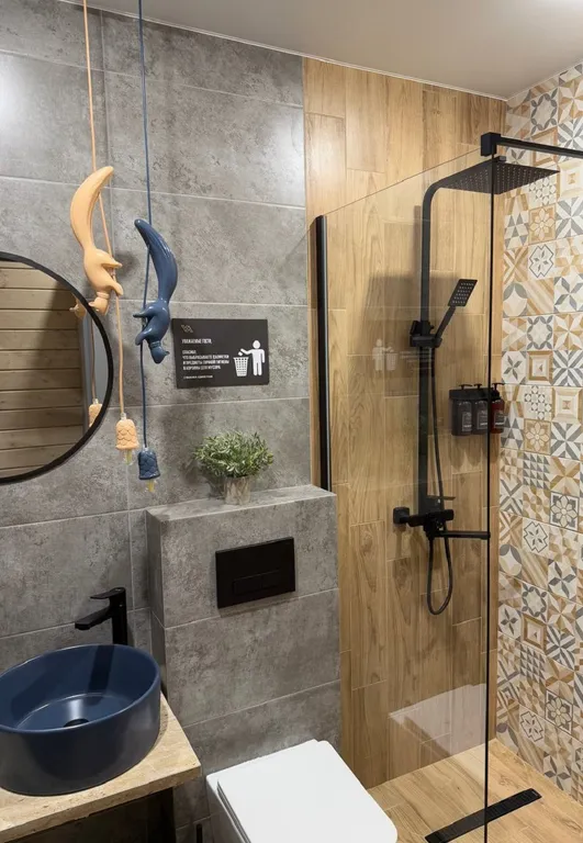 Коттедж для всей компании с видом на лес