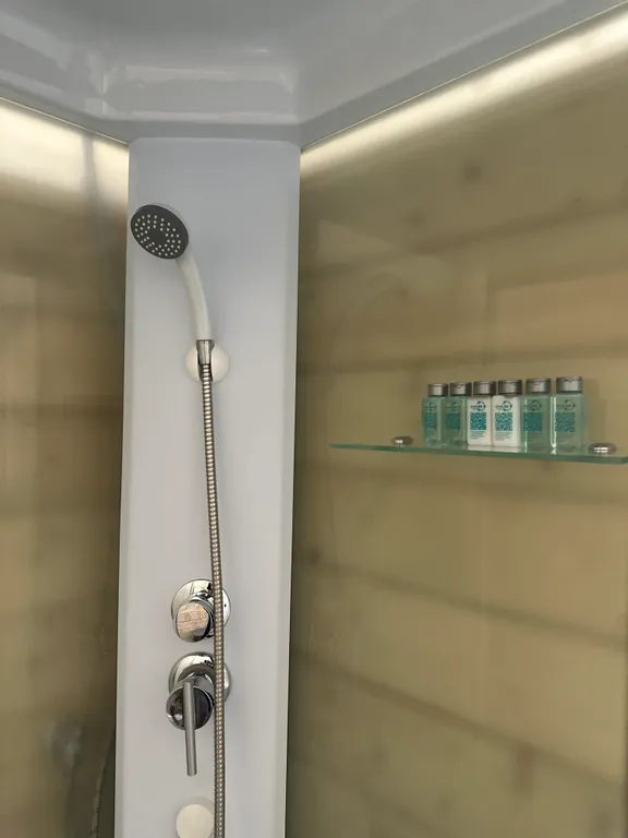 Уютный дом в природном окружении с развитой инфраструктурой