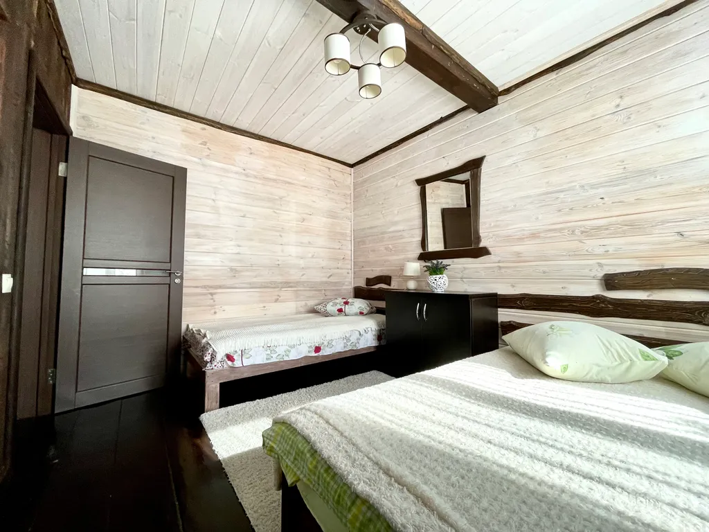 4-комнатный Дом