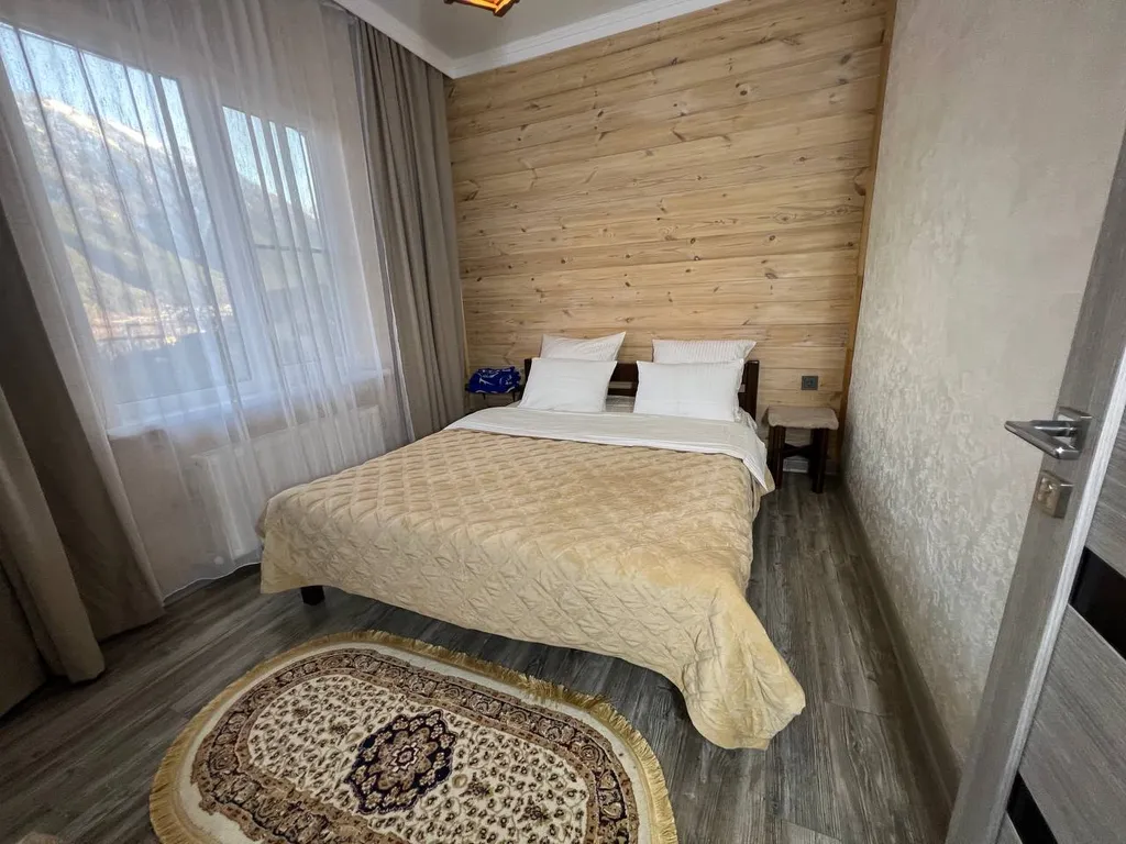 Дом с видом на горы