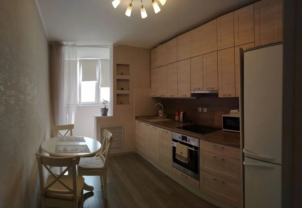 Квартира напротив Детской больницы.