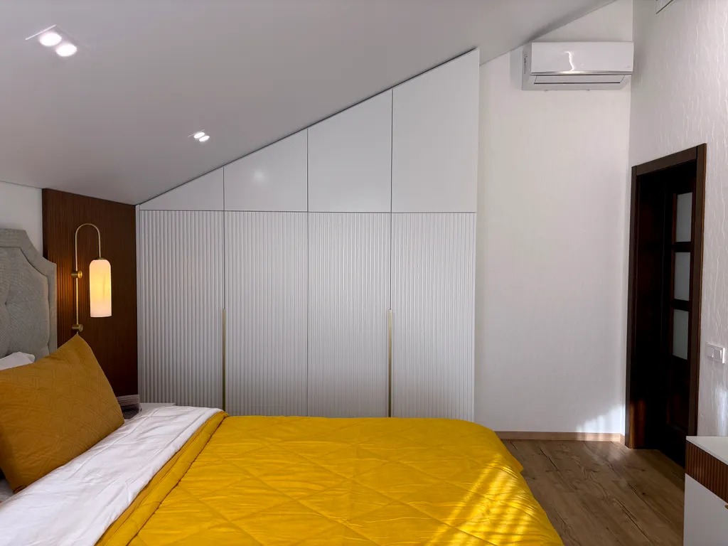 Шале Tech с подогреваемым бассейном и 4 спальнями