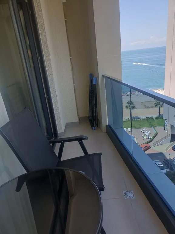 Студия на первой линии