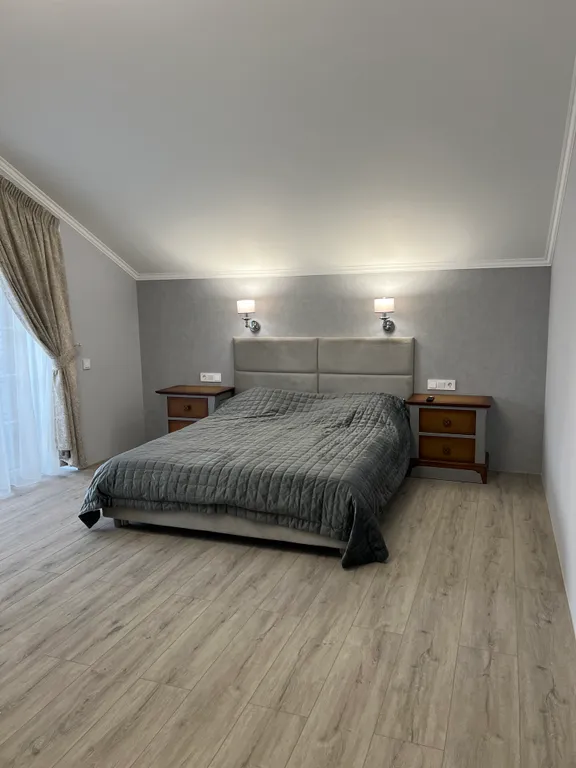 4-комнатный Дом