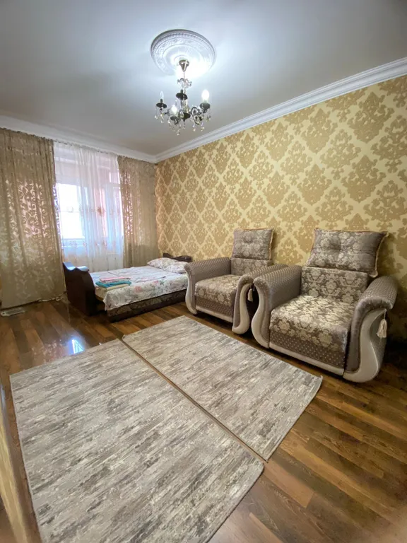 Квартира в центре города с видом на город с удобной локацией — аренда посуточно в Каспийск