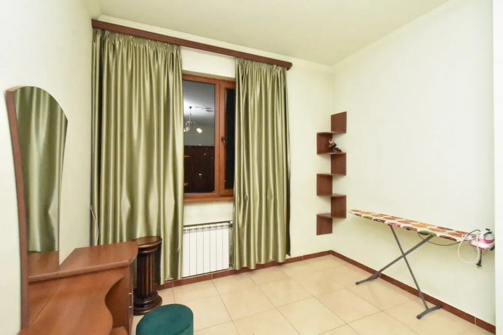 Квартира у площади Республики