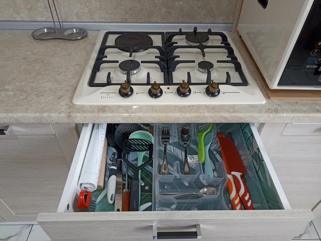 Уютная квартира в центре города, с видом на море