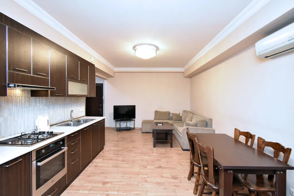 Уютная двухкомнатная квартира в центре города — аренда посуточно в Ереван