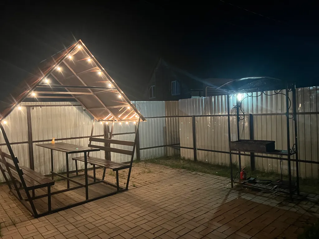 Коттедж Уютный дом в 15 минутах от центра Казани  на берегу залива Волги — Казань