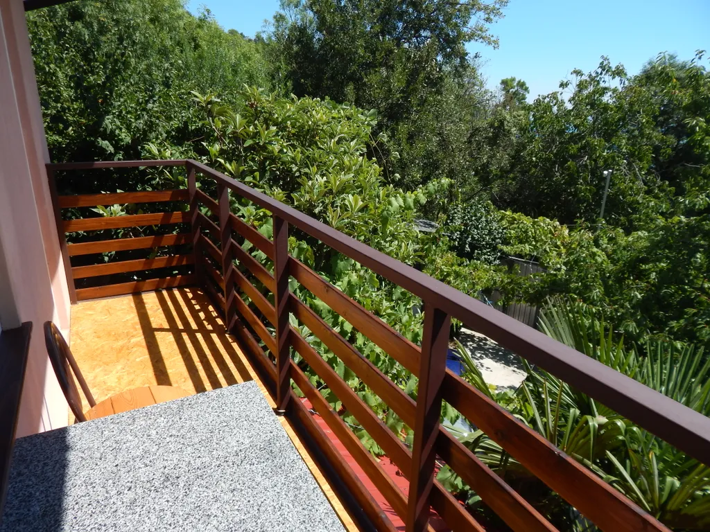 Уютный номер с видом на море