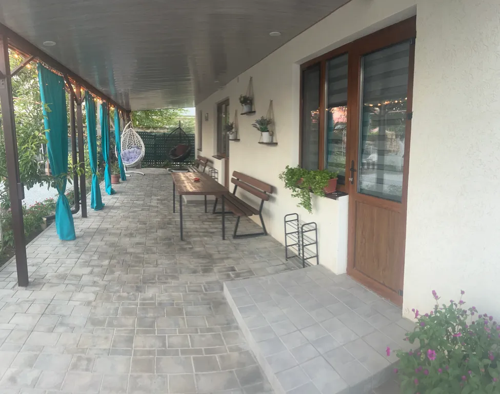 Уютная двухкомнатная студия - комната