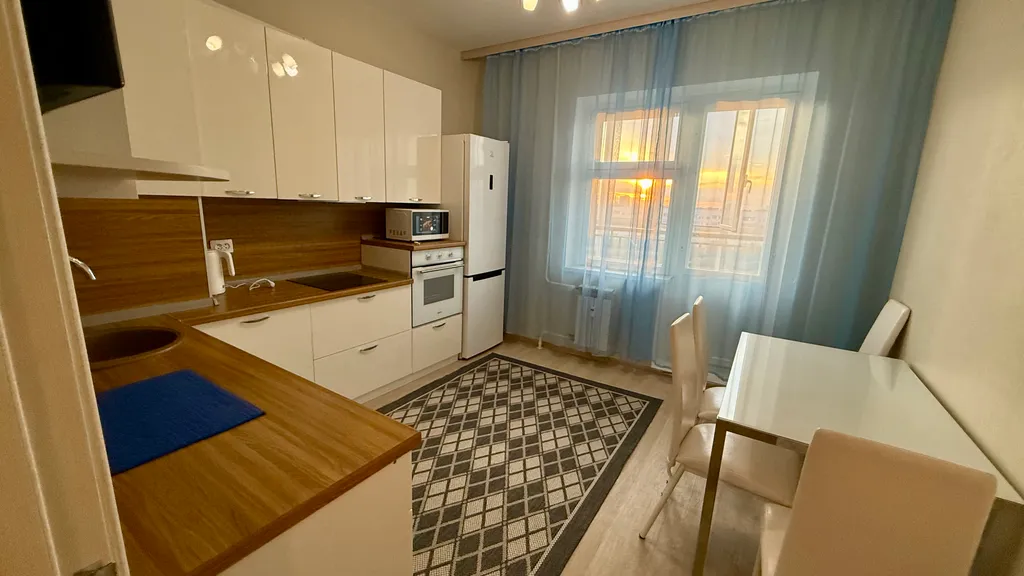 Однокомнатная Строителей 20а