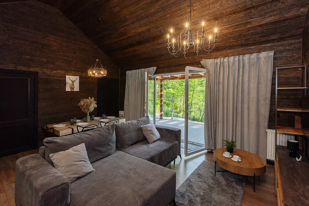 Дом с баней на озере