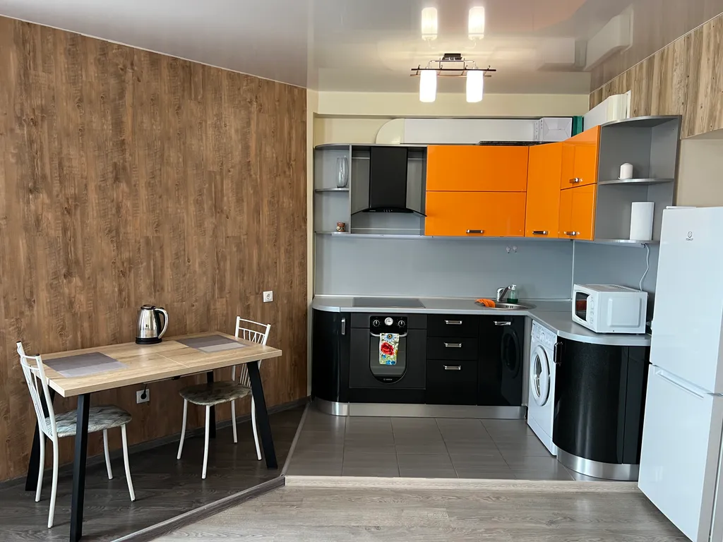 Евро 2-комнатные апартаменты у ТЦ Фестиваль