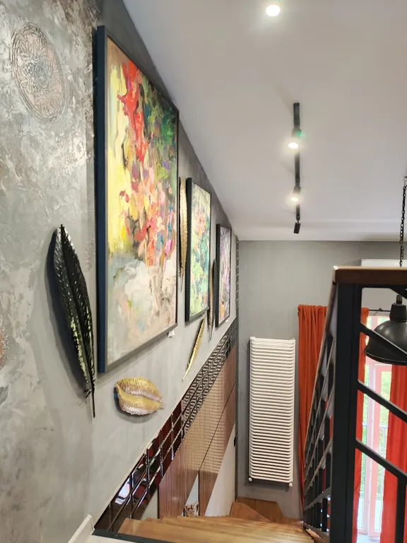 Атмосферная двухуровневая квартира с видом на Петропавловский парк