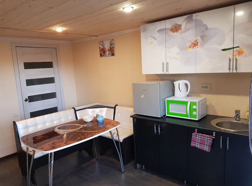 Студия с сауной в Коттедже с мангалом на территории, 10 минут от центра