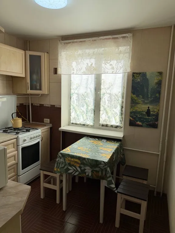 2-комнатная квартира рядом с клиникой и жд