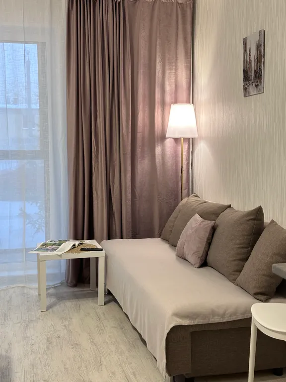 Студия в Искре