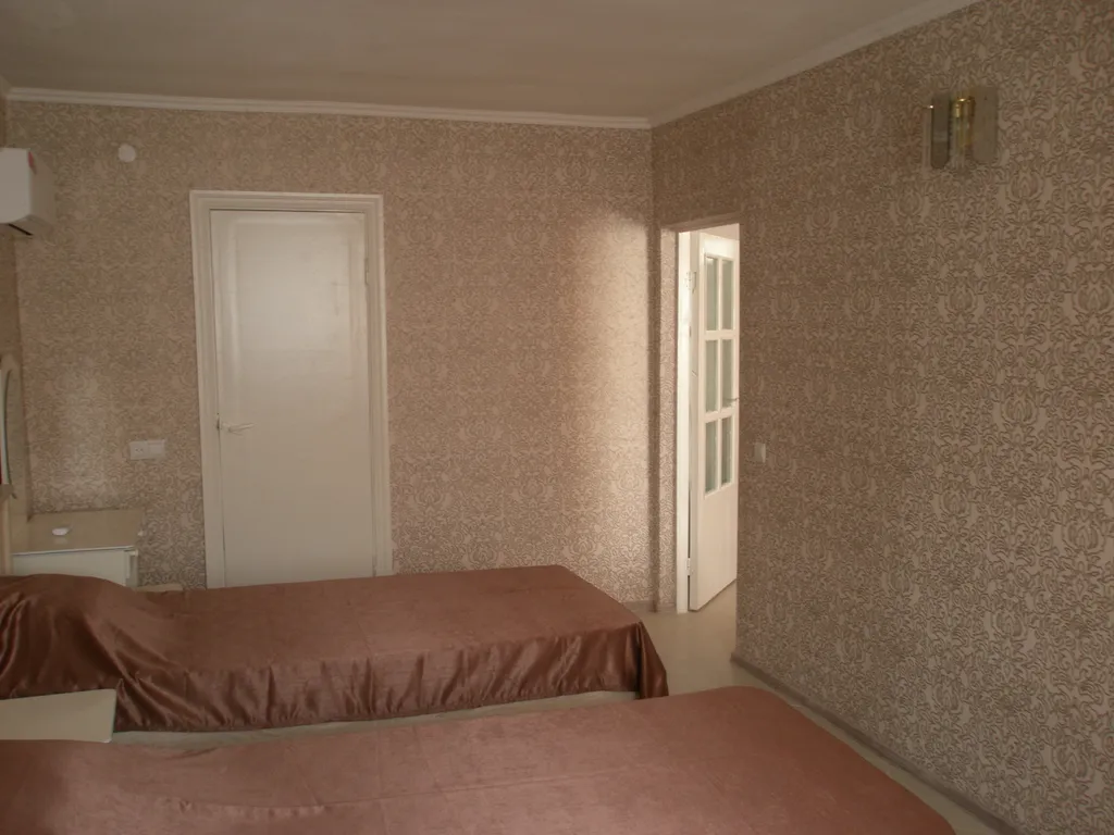 Квартира Двухкомнатные апартаменты на втором этаже — Анапа