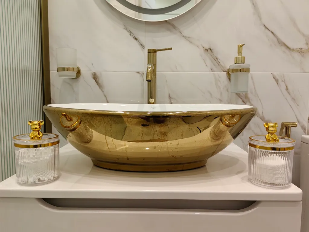 Новые двухкомнатные апартаменты West Wave рядом с бассейнами Баден СПА