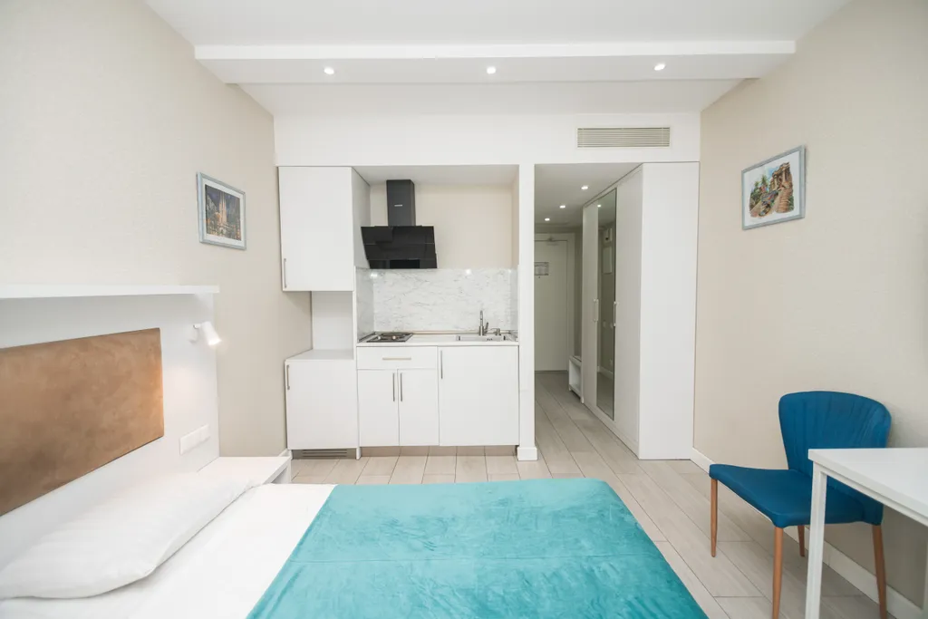 Современная квартира рядом с морем в Alliance Palace Batumi