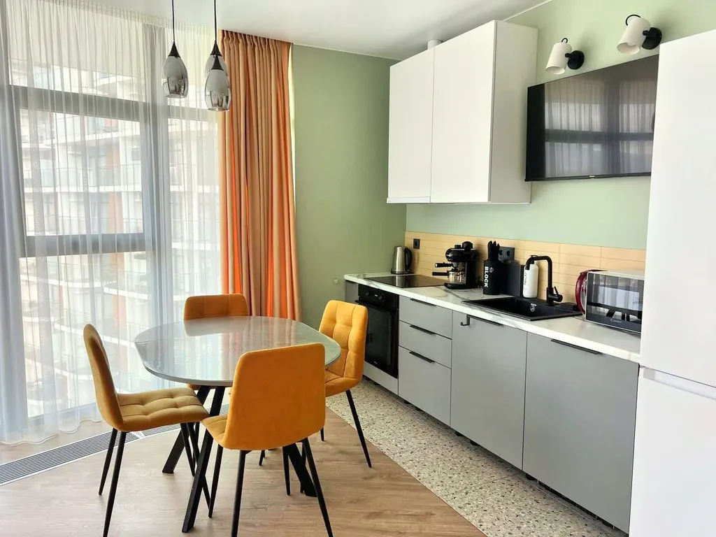 Просторные апартаменты с видом на горы и море