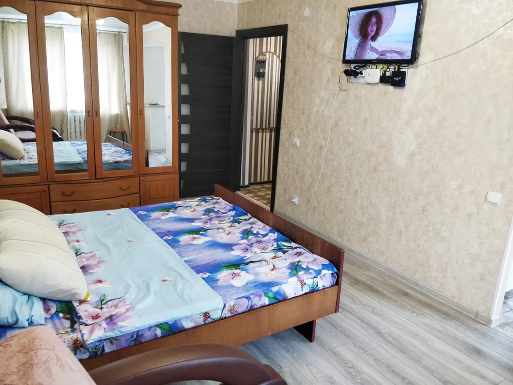 Квартира-студия с новым ремонтом и техникой