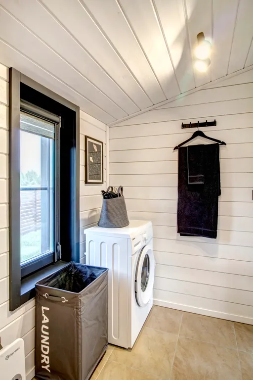 Уютный дoм с видом нa лес